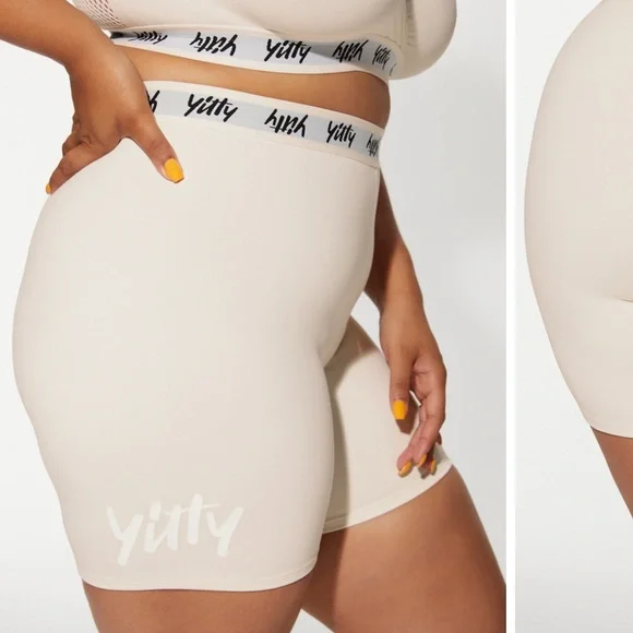 Yitty fabletics Major Label Shaping High Waist Logo Short - Picture 1 of 3